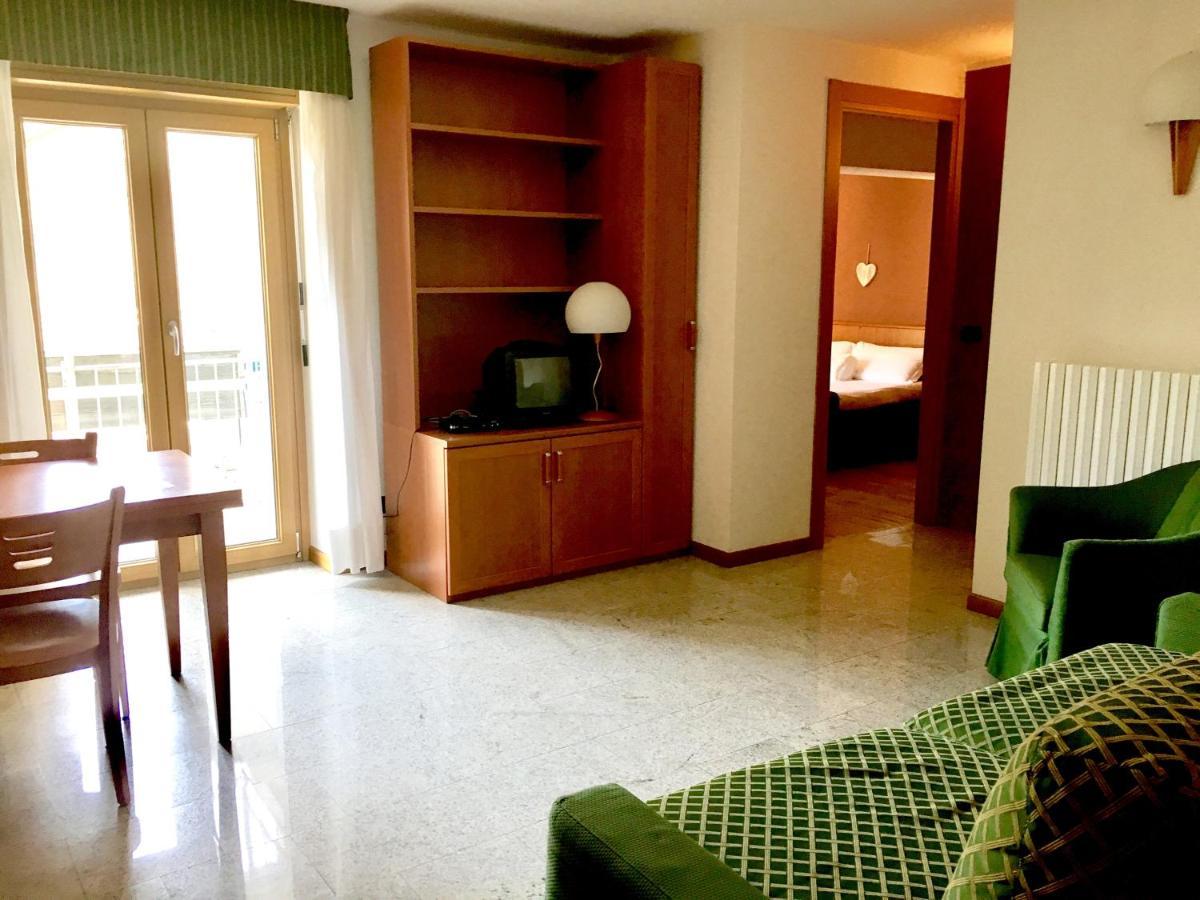 Residence Pizzo Scalino Chiesa in Valmalenco Ngoại thất bức ảnh