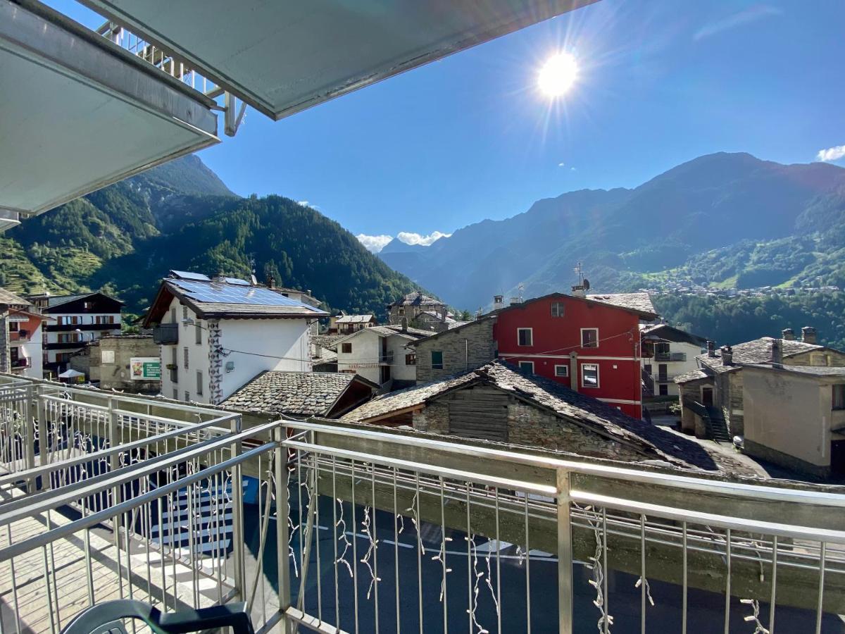 Residence Pizzo Scalino Chiesa in Valmalenco Ngoại thất bức ảnh