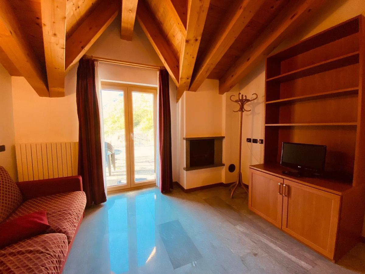 Residence Pizzo Scalino Chiesa in Valmalenco Ngoại thất bức ảnh