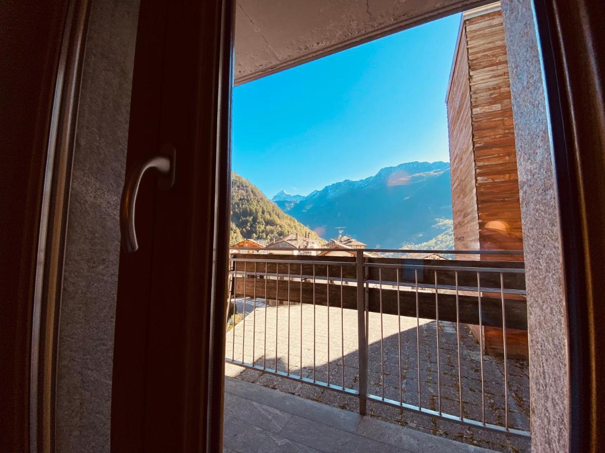Residence Pizzo Scalino Chiesa in Valmalenco Ngoại thất bức ảnh