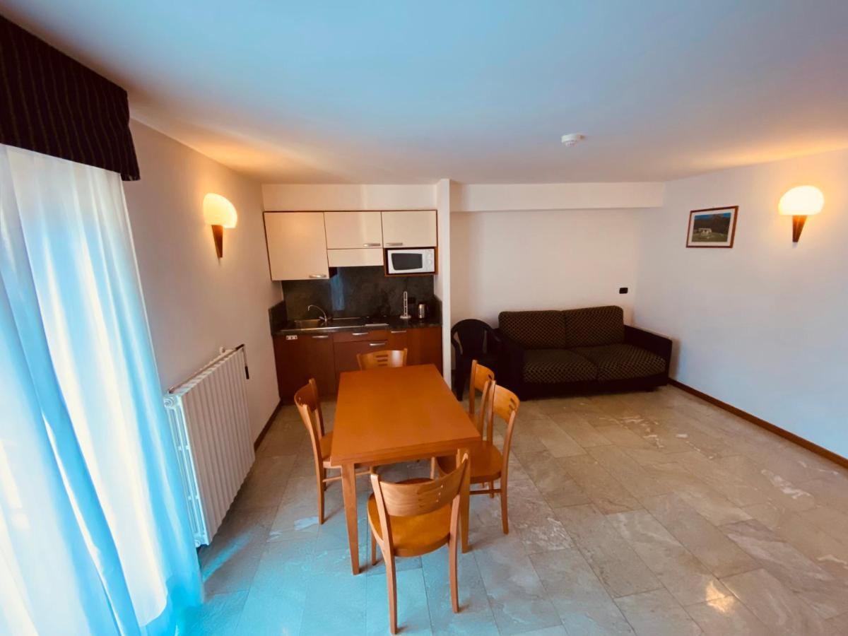Residence Pizzo Scalino Chiesa in Valmalenco Ngoại thất bức ảnh