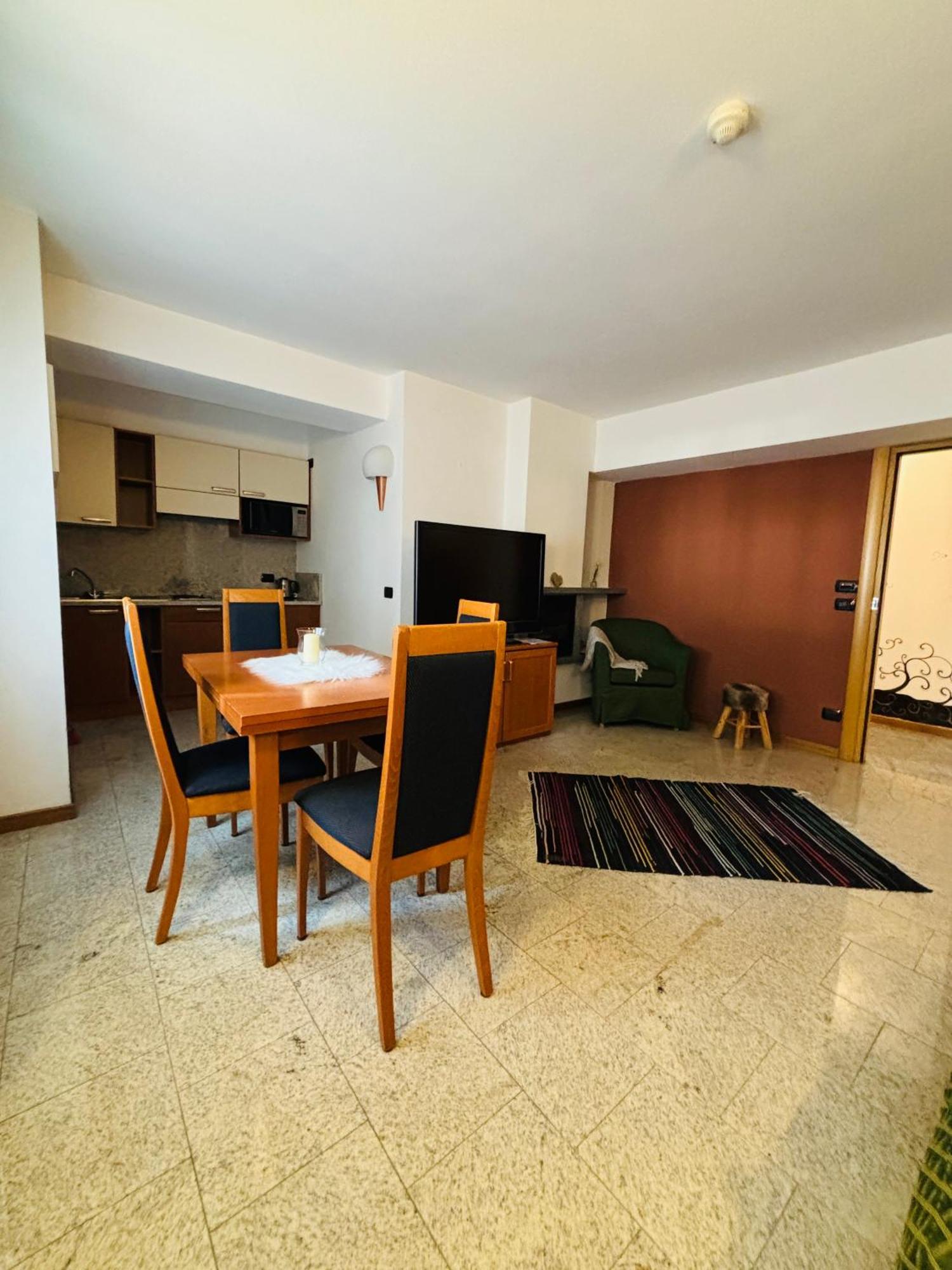 Residence Pizzo Scalino Chiesa in Valmalenco Ngoại thất bức ảnh